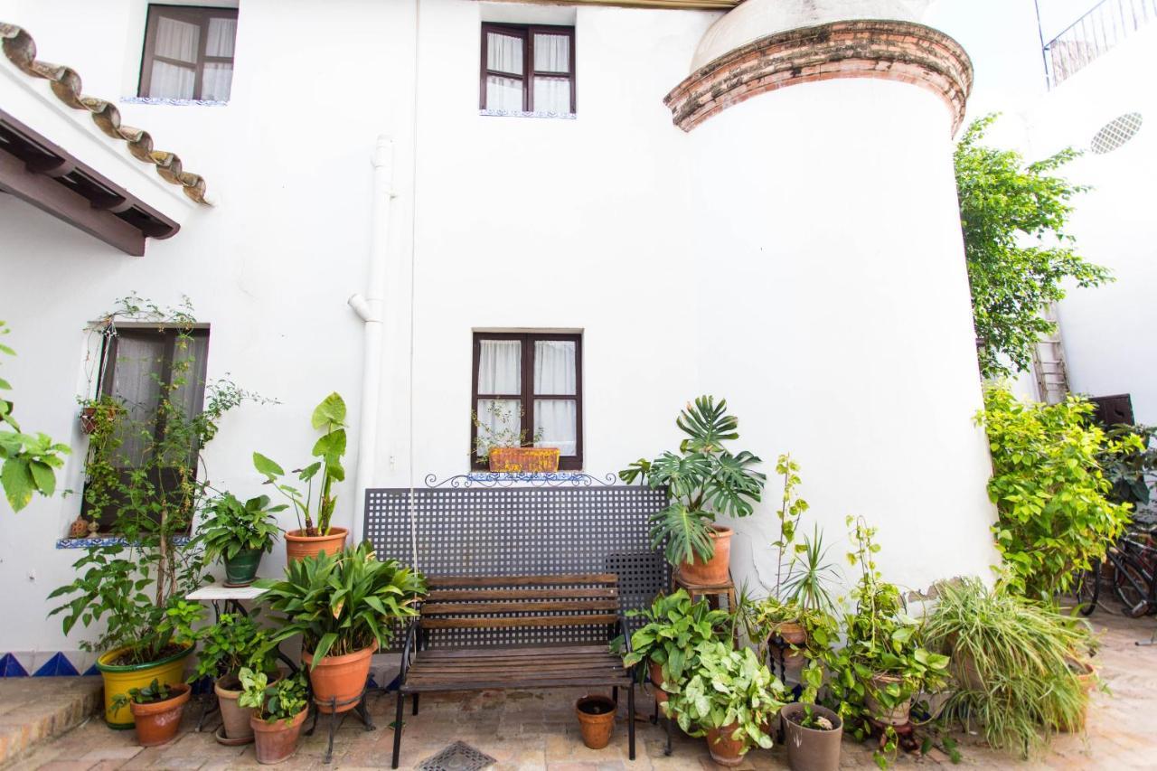 Villa Casa del siglo XVII Sevilla Exterior foto